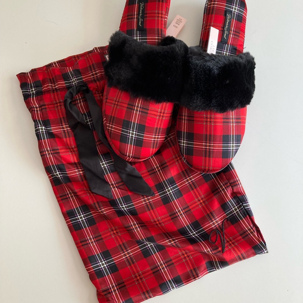 Victoria Secret CS Fur Trim Slipper - Bold Plaid - Size Large - Picture 2 of 7